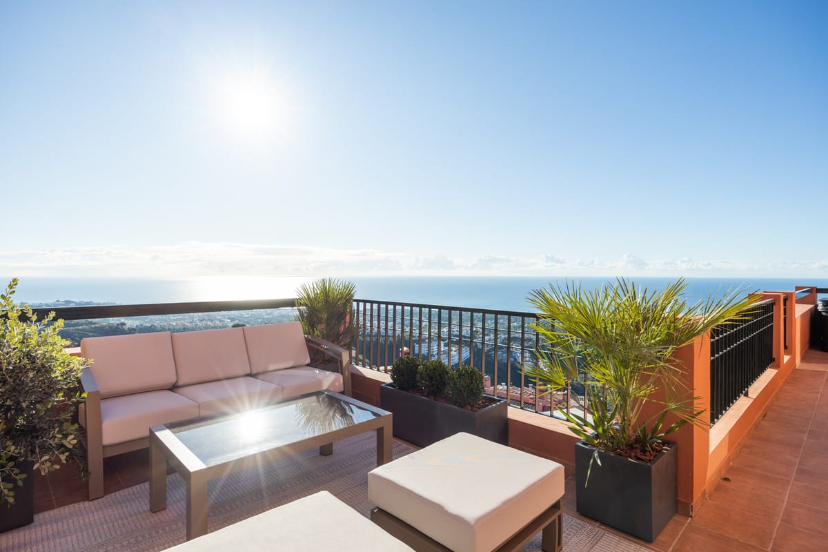 Middle Floor Apartment in Mijas