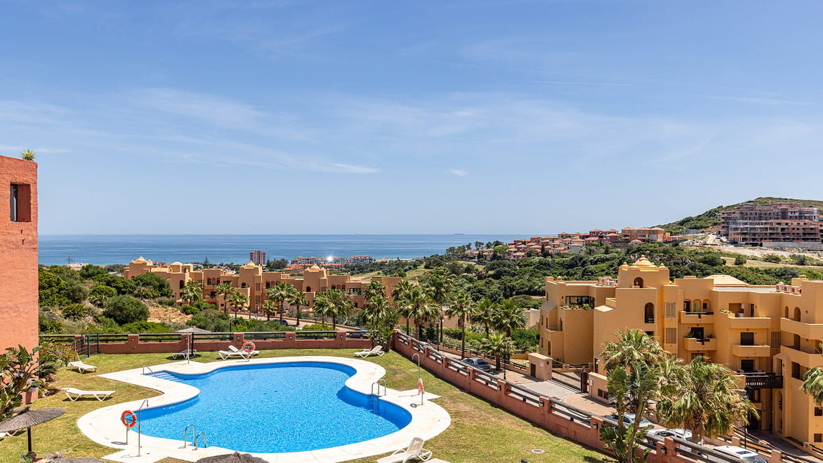 Middle Floor Apartment in San Luis de Sabinillas