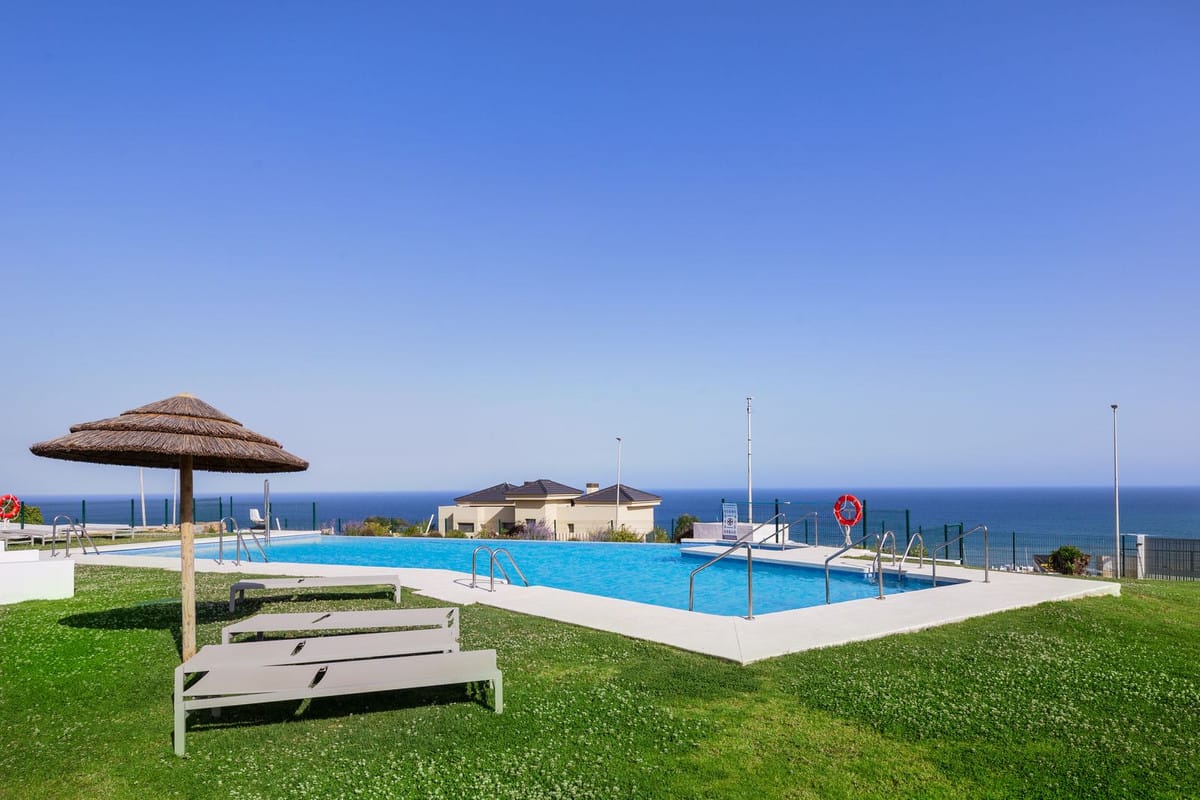 Ground Floor Apartment in Casares Playa