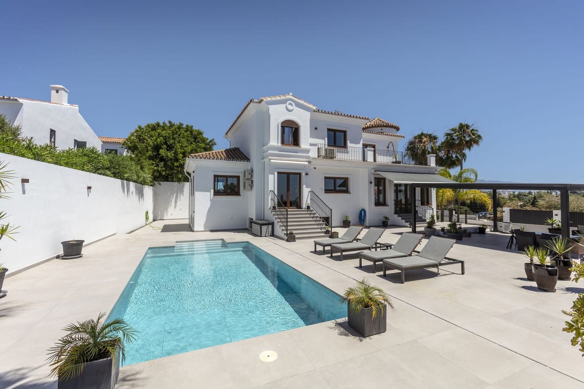 Detached Villa in Estepona