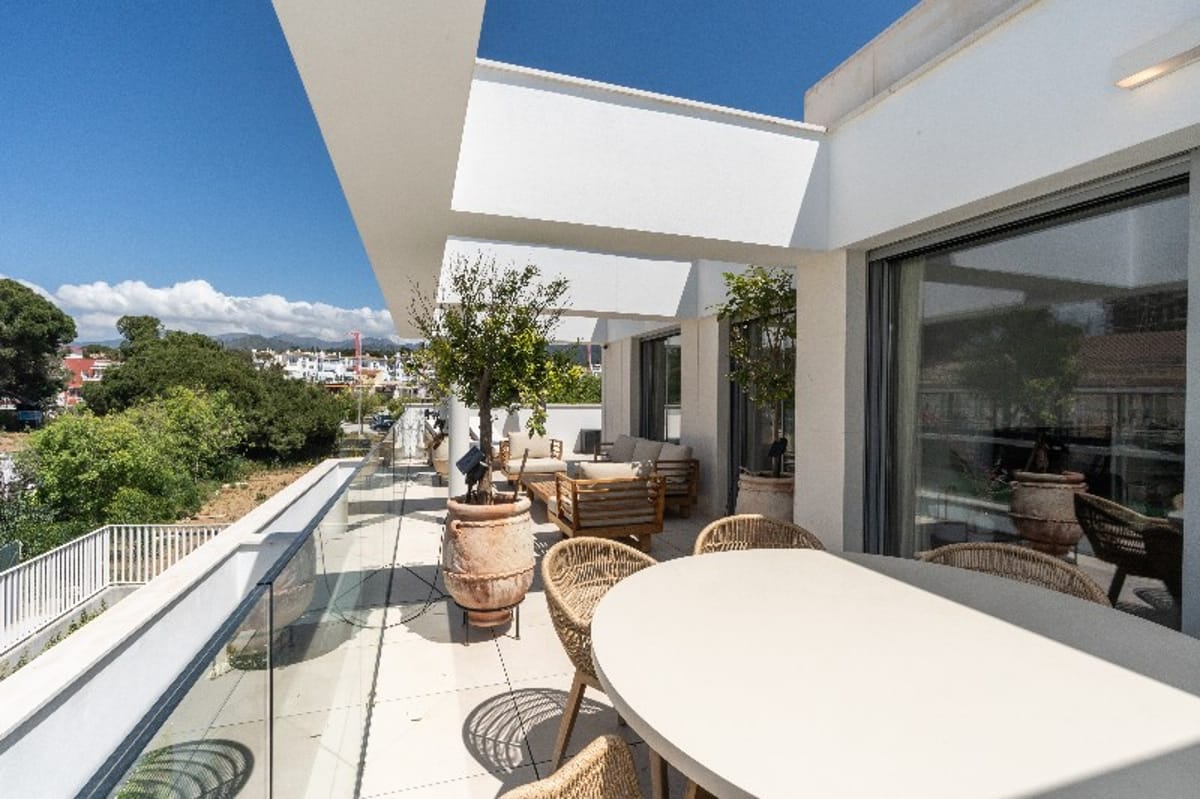 Penthouse in Elviria