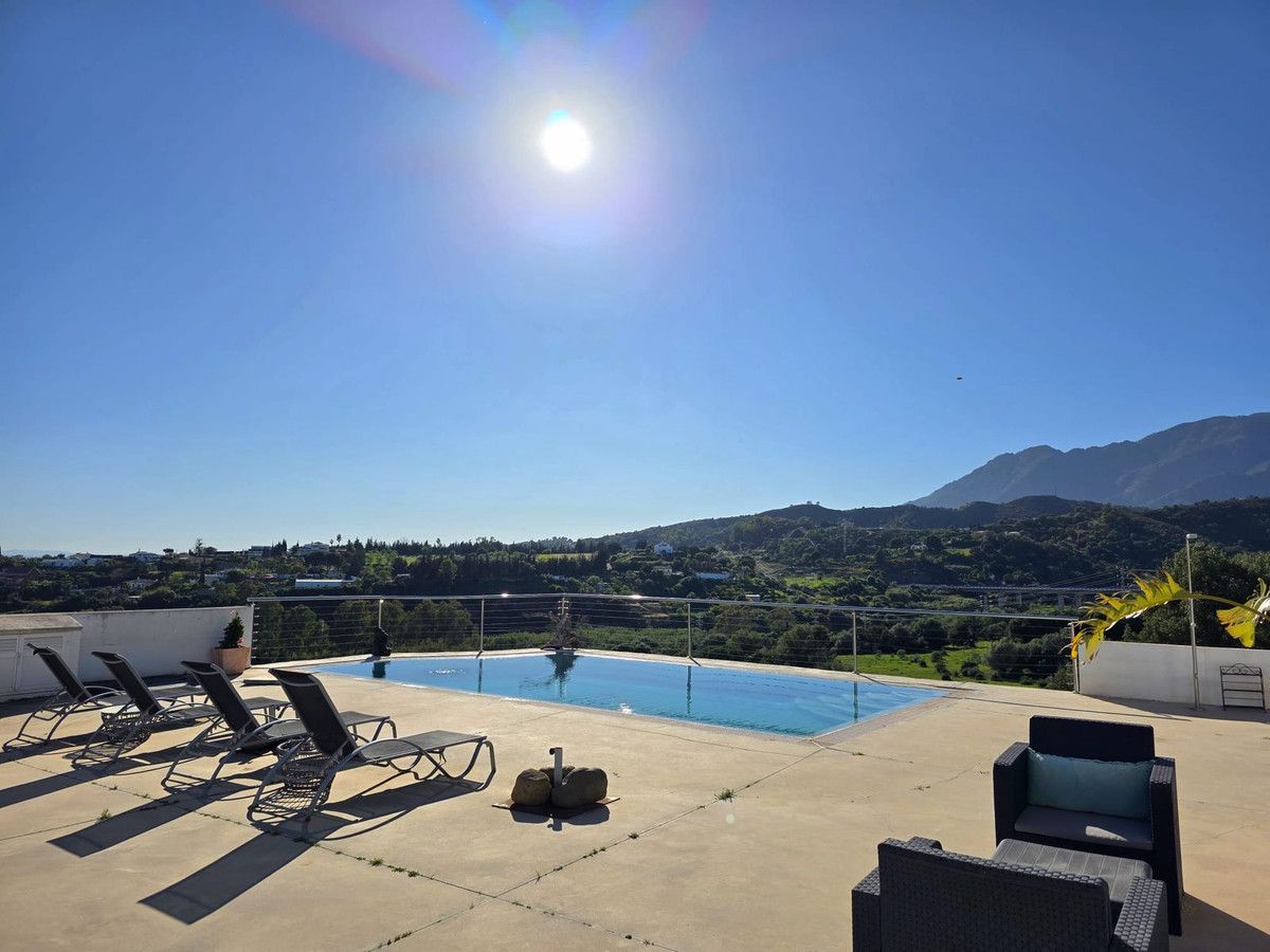Detached Villa in Estepona