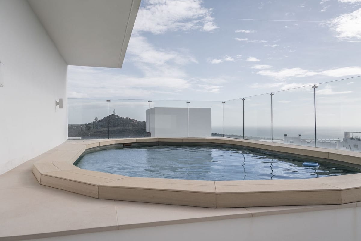 Penthouse Duplex in Ojén