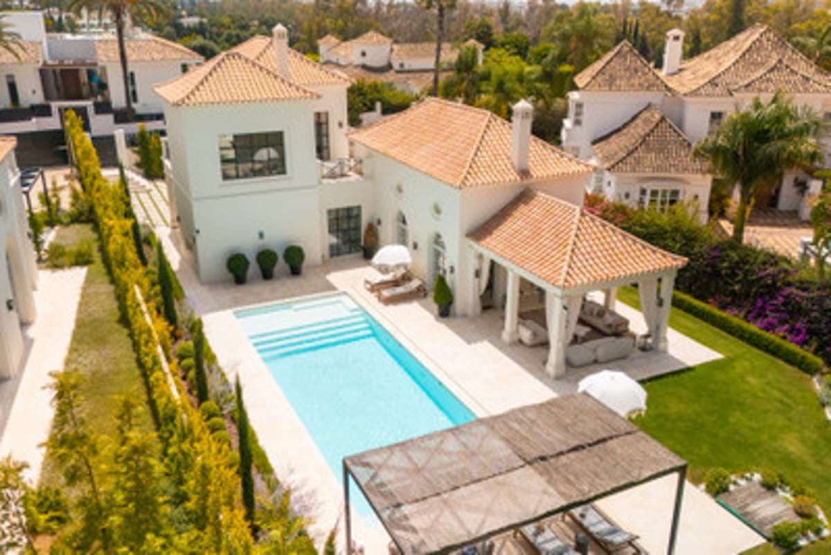 Detached Villa in Nueva Andalucía