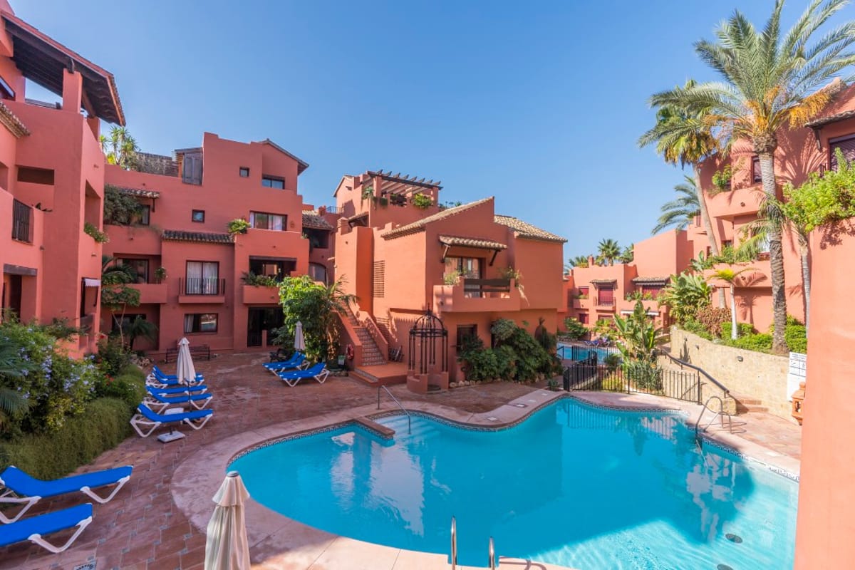 Middle Floor Apartment in Marbella