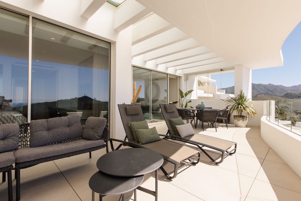 Middle Floor Apartment in Marbella