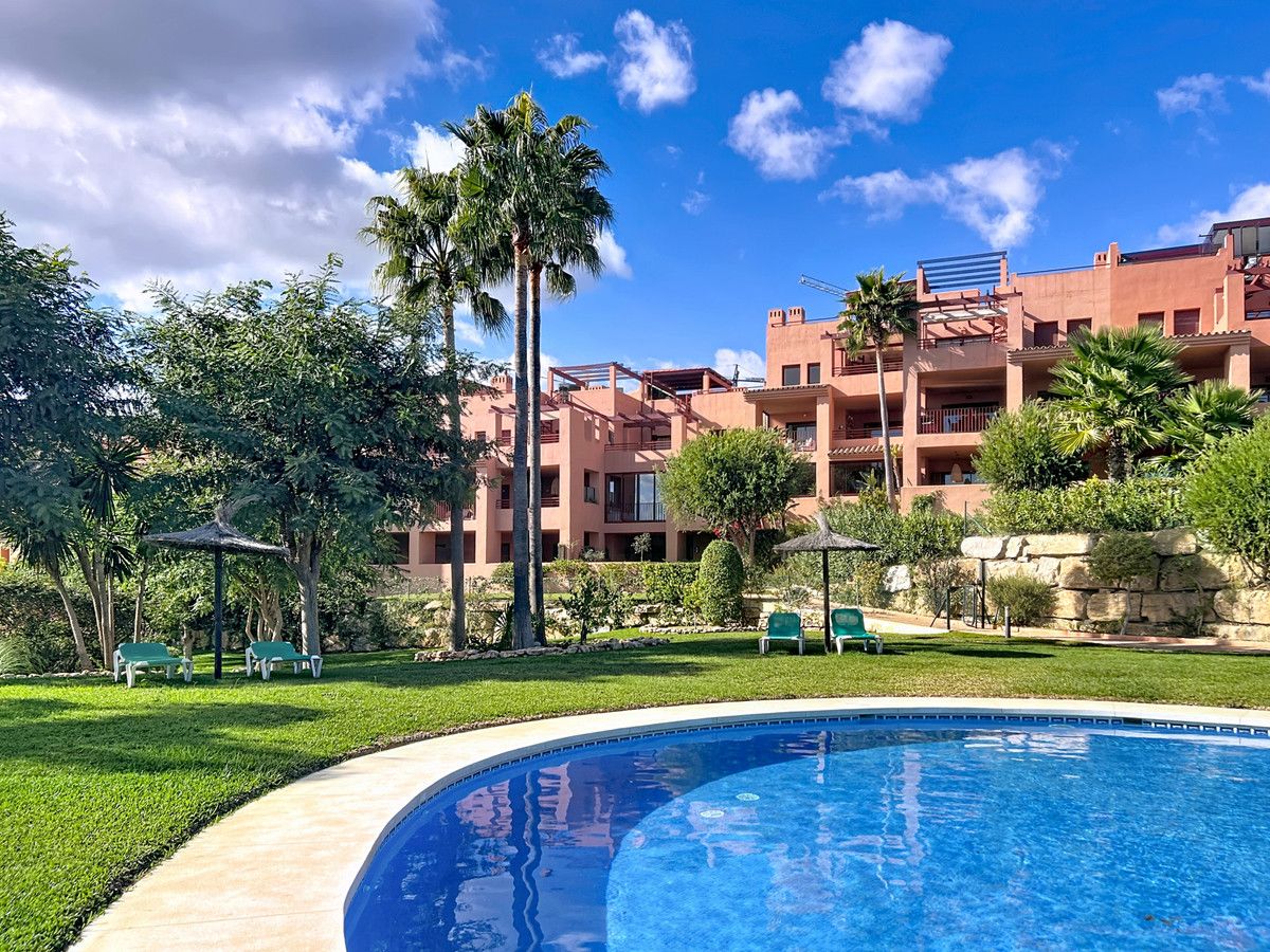 Middle Floor Apartment in Manilva