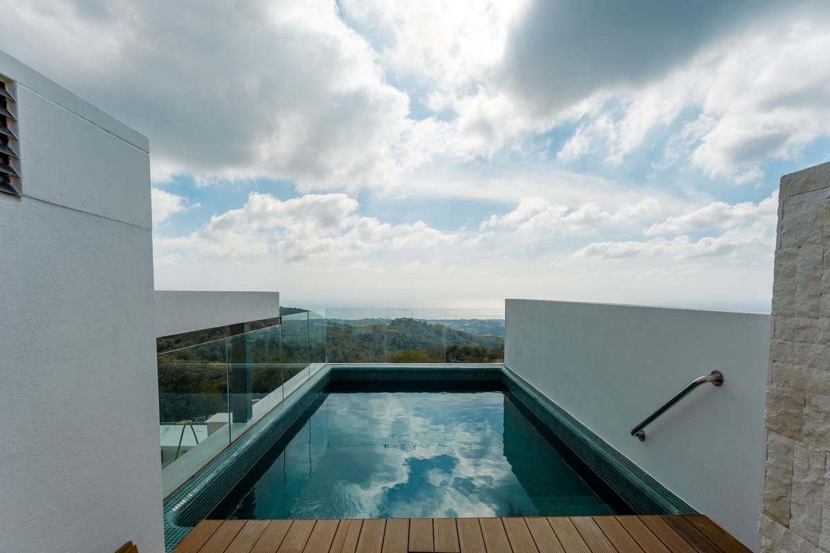 Penthouse Duplex in Ojén