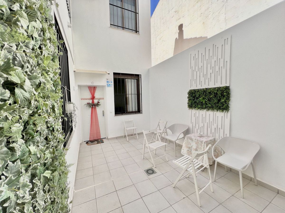 Middle Floor Apartment in Málaga