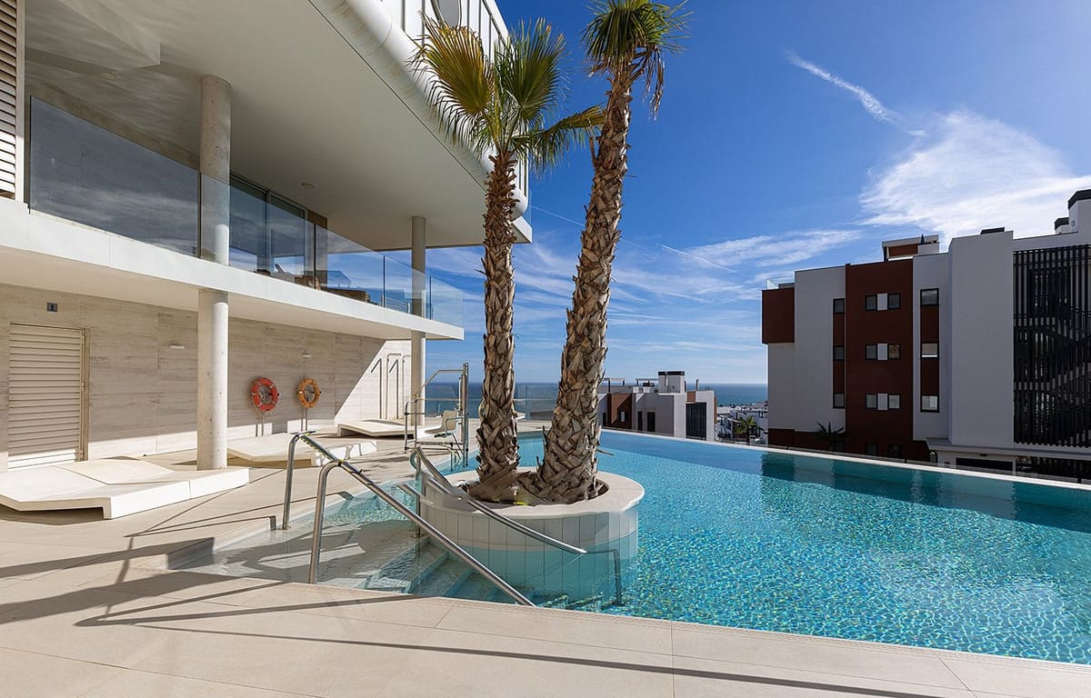 Middle Floor Apartment in Fuengirola