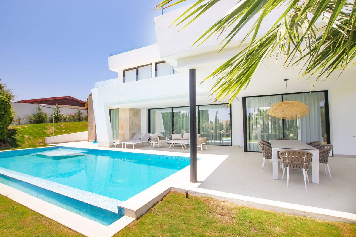 Detached Villa in Estepona