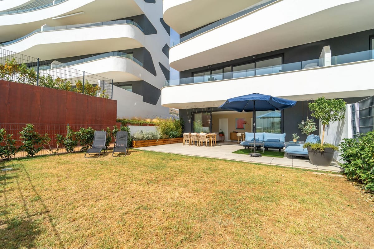 Ground Floor Apartment in Higueron