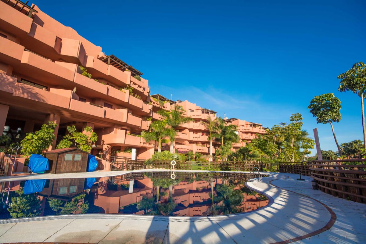 Ground Floor Apartment in New Golden Mile