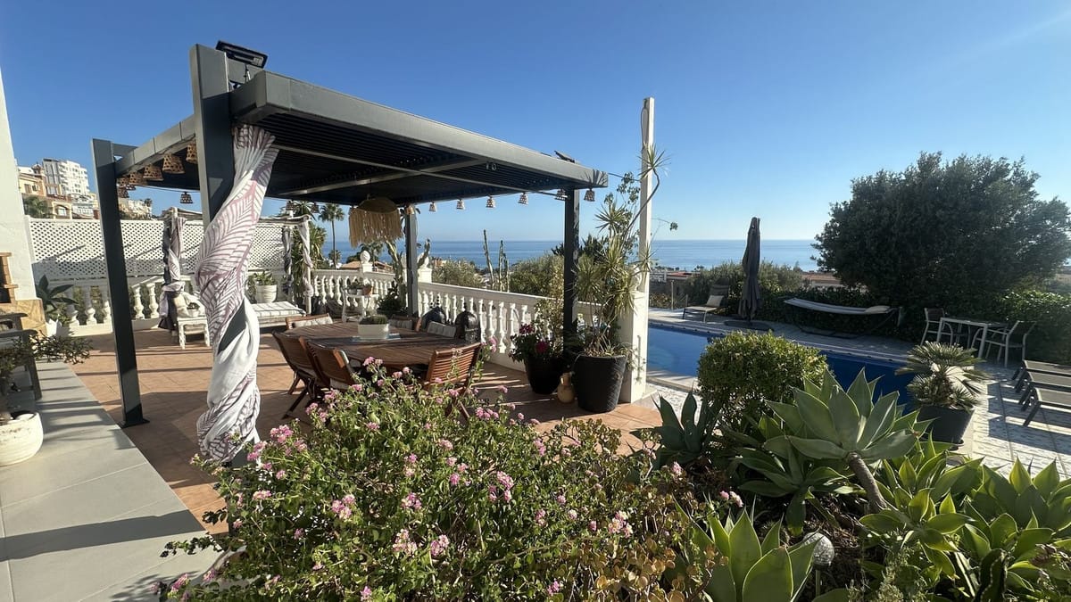 Detached Villa in Rincón de la Victoria