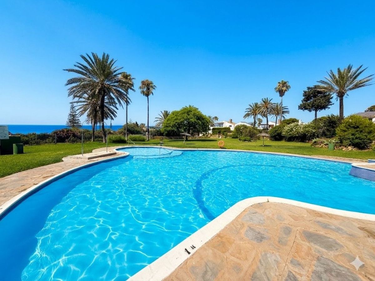 Semi-Detached House in Estepona