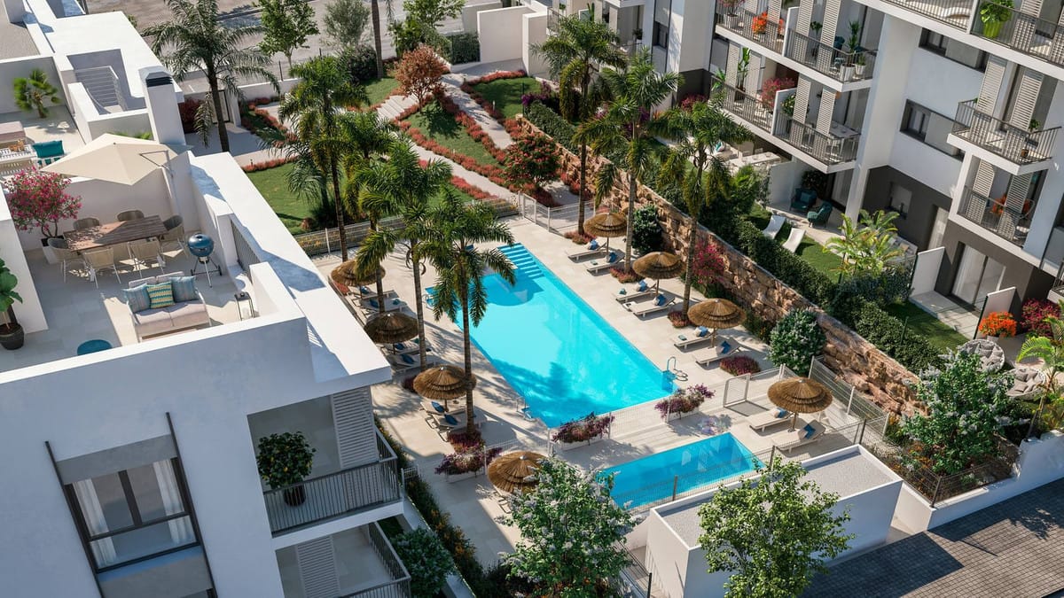 Middle Floor Apartment in Estepona
