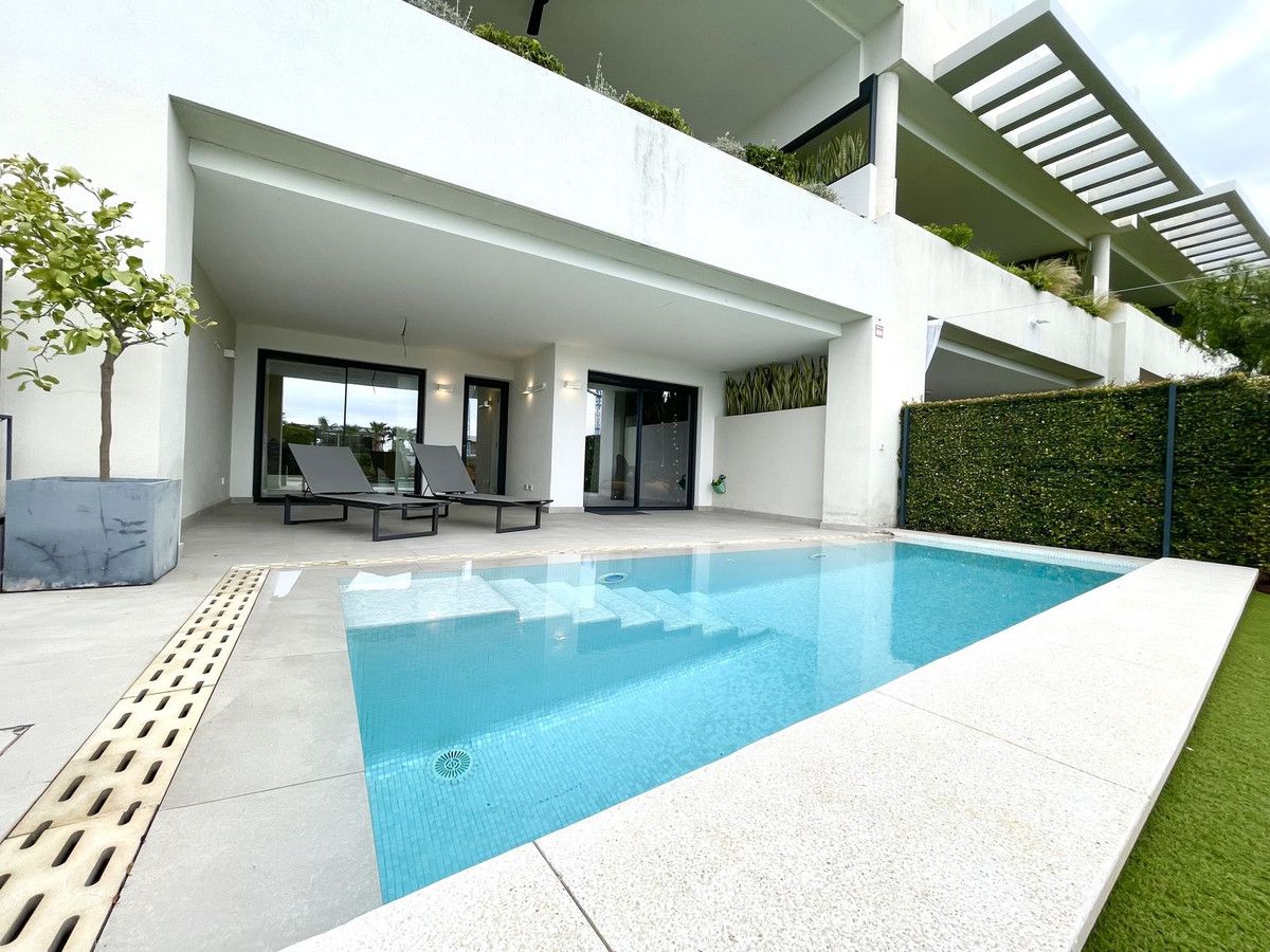 Semi-Detached House in Cabopino