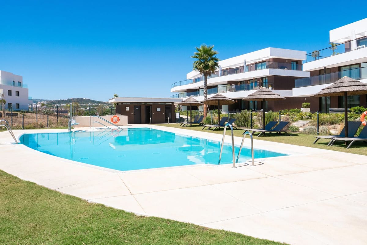 Middle Floor Apartment in Casares