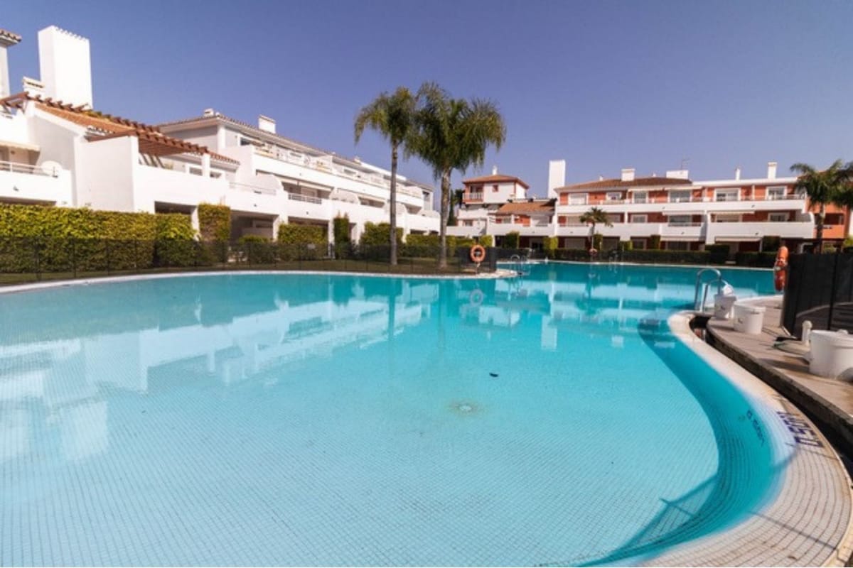Ground Floor Apartment near Golf