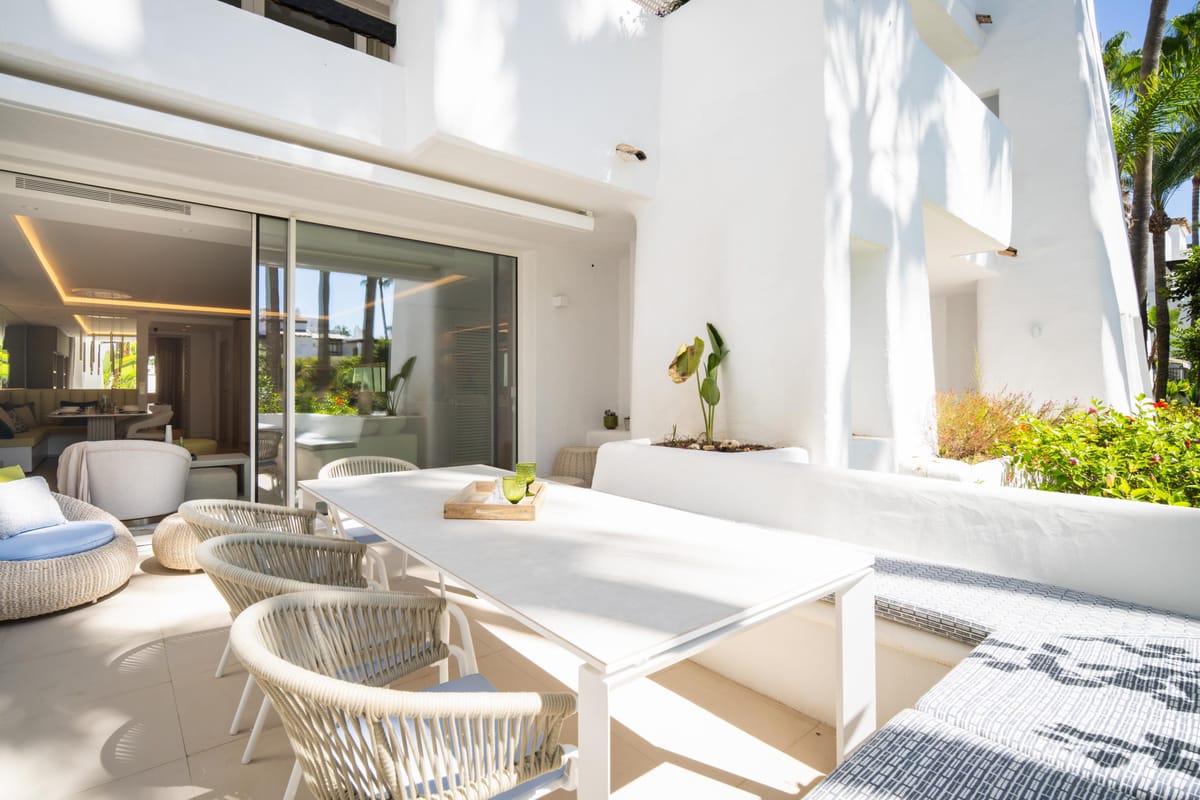 Modern Apartment