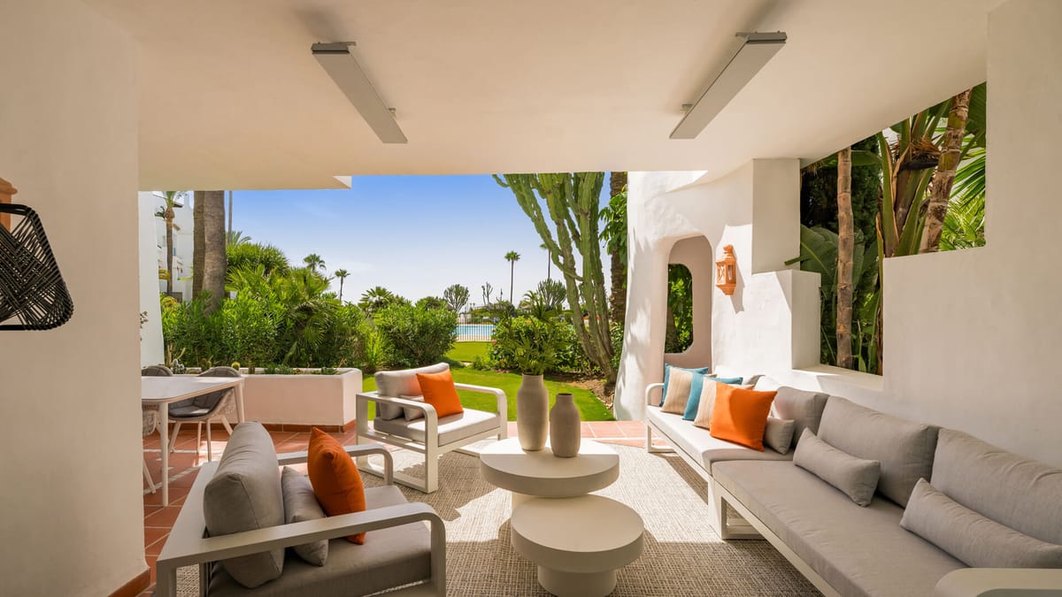 Beachfront Ground Floor Apartment