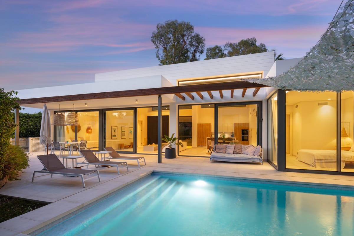 Villa Close to Amenities
