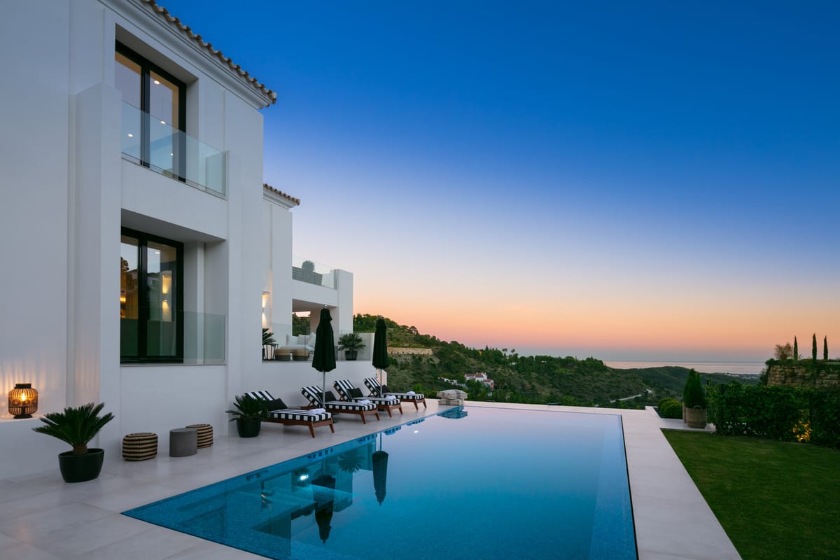 Private Hillside Villa with Sea Views