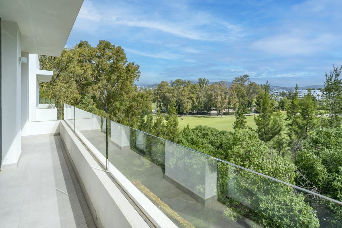 Luxury 3-Bedroom Duplex Penthouse for Sale in Cataleya, Atalaya Golf, Estepona