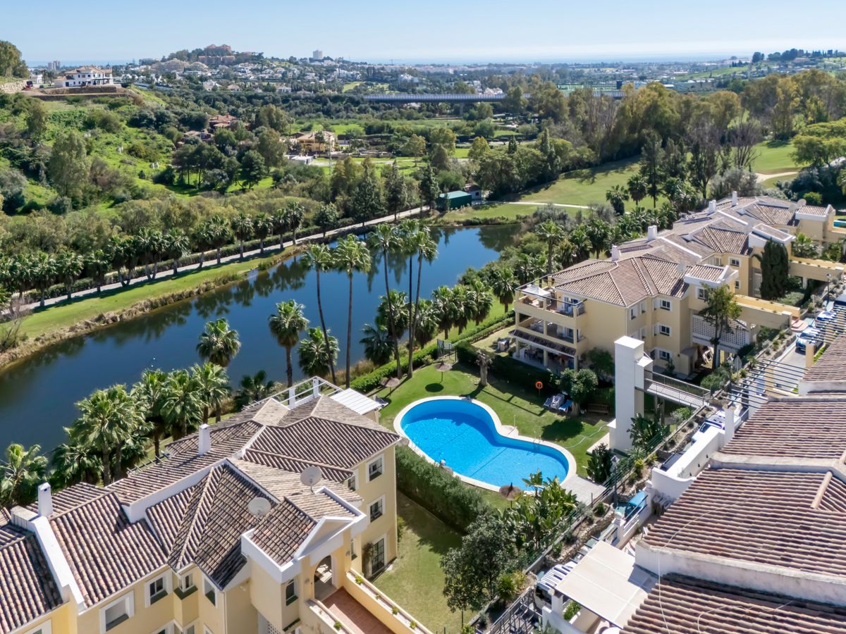 Luxury Penthouse with Sea Views – La Quinta