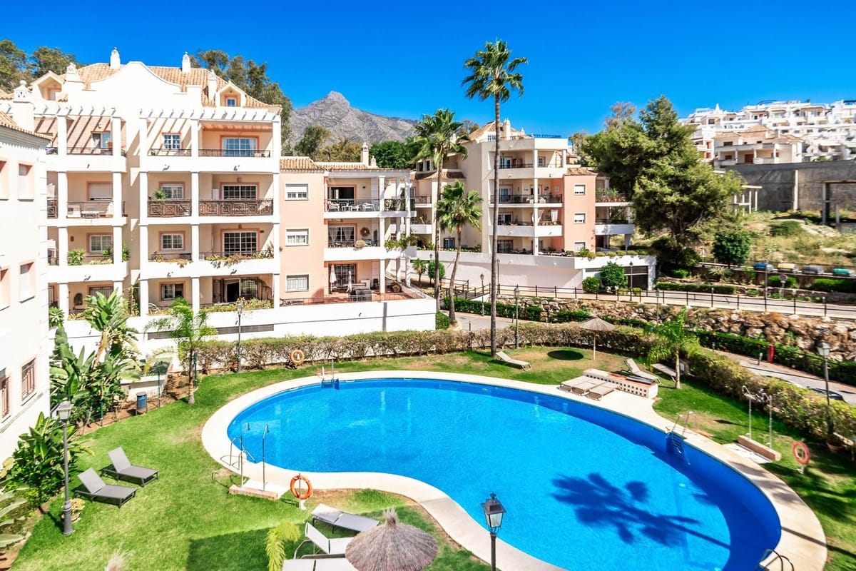 Renovated Apartment near Golf