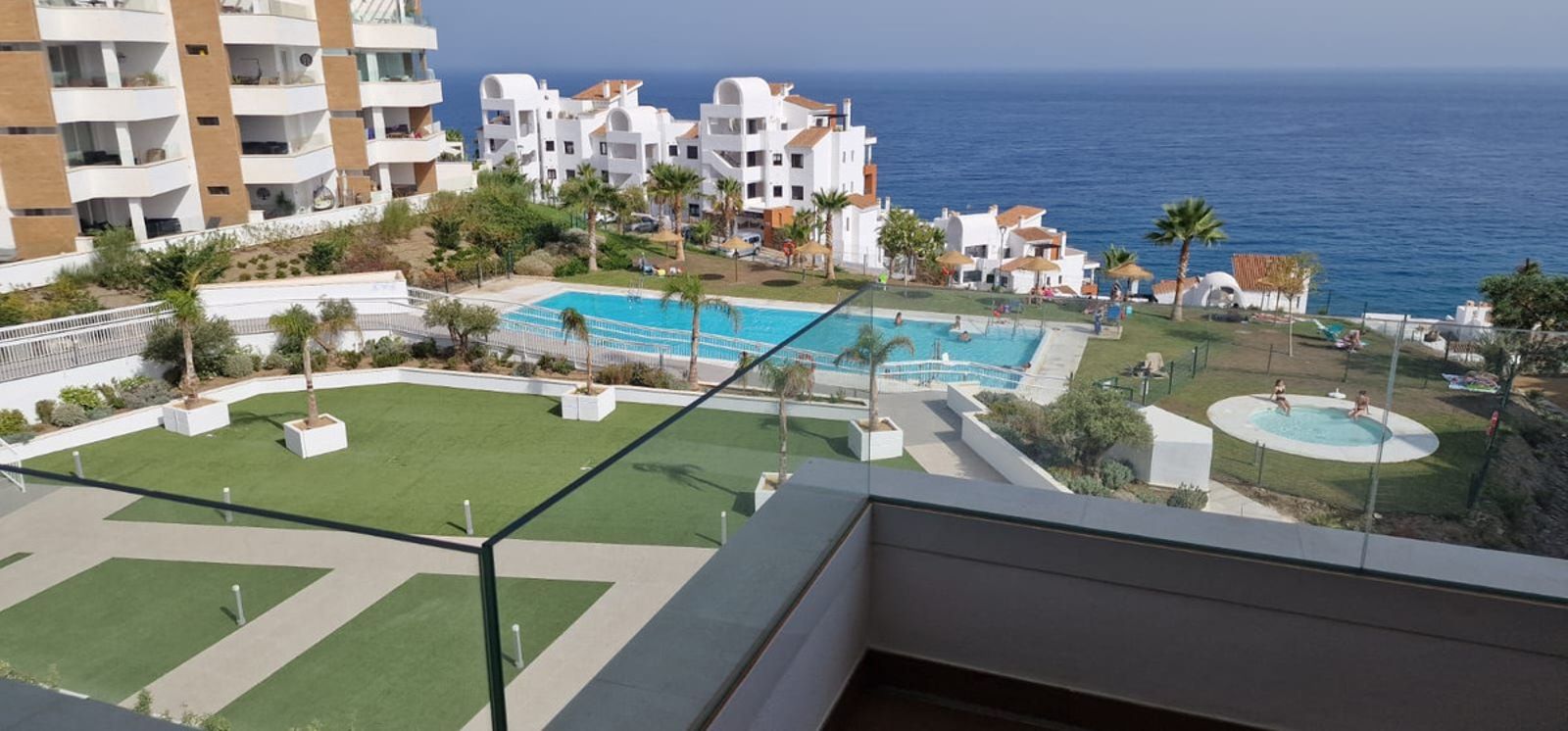 Middle Floor Apartment in Torrox Costa