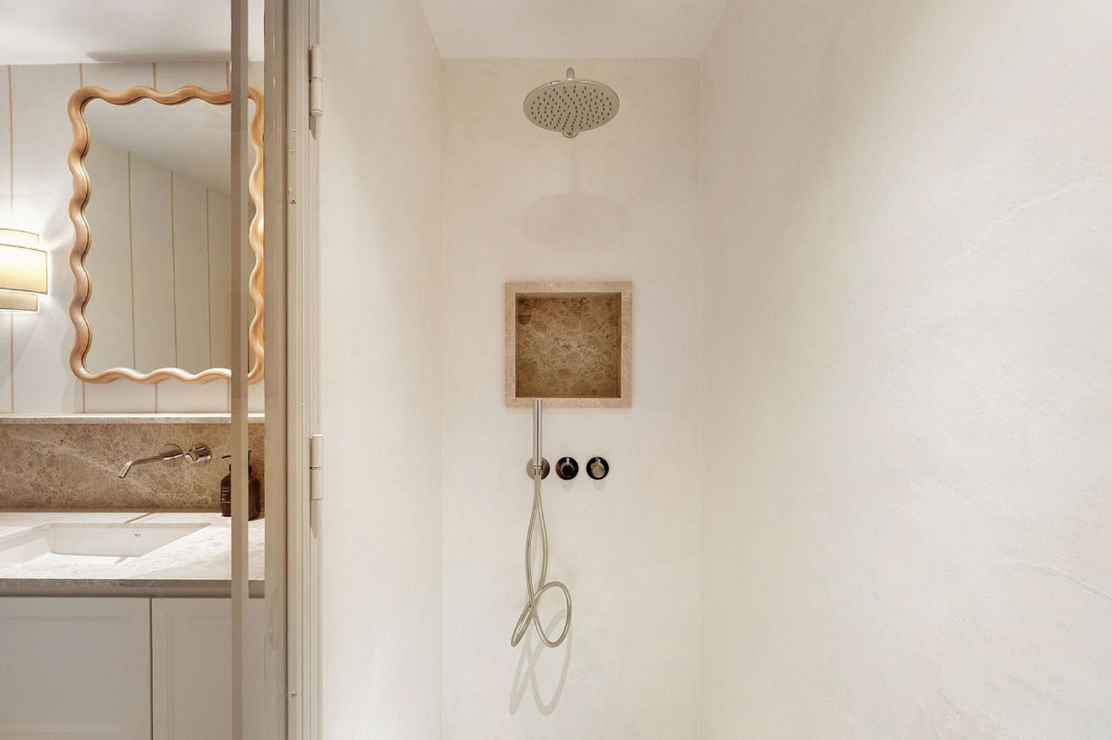 Ground Floor Apartment in Nueva Andalucía