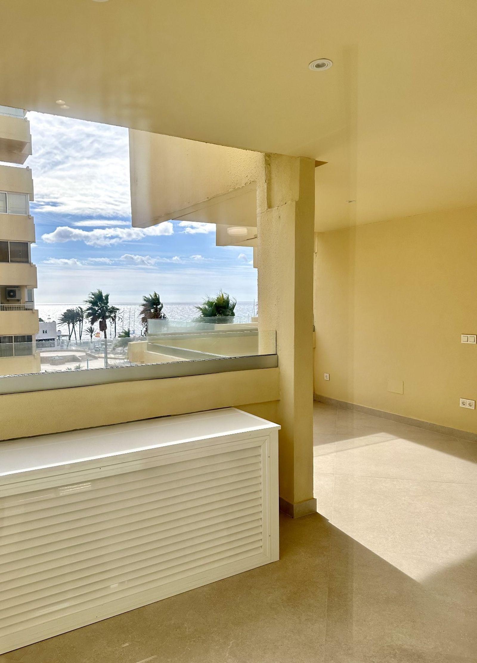 Middle Floor Apartment in Marbella