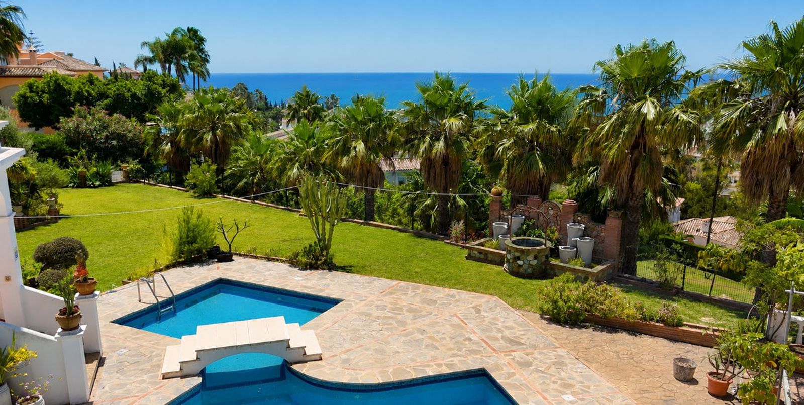Detached Villa in Torrequebrada
