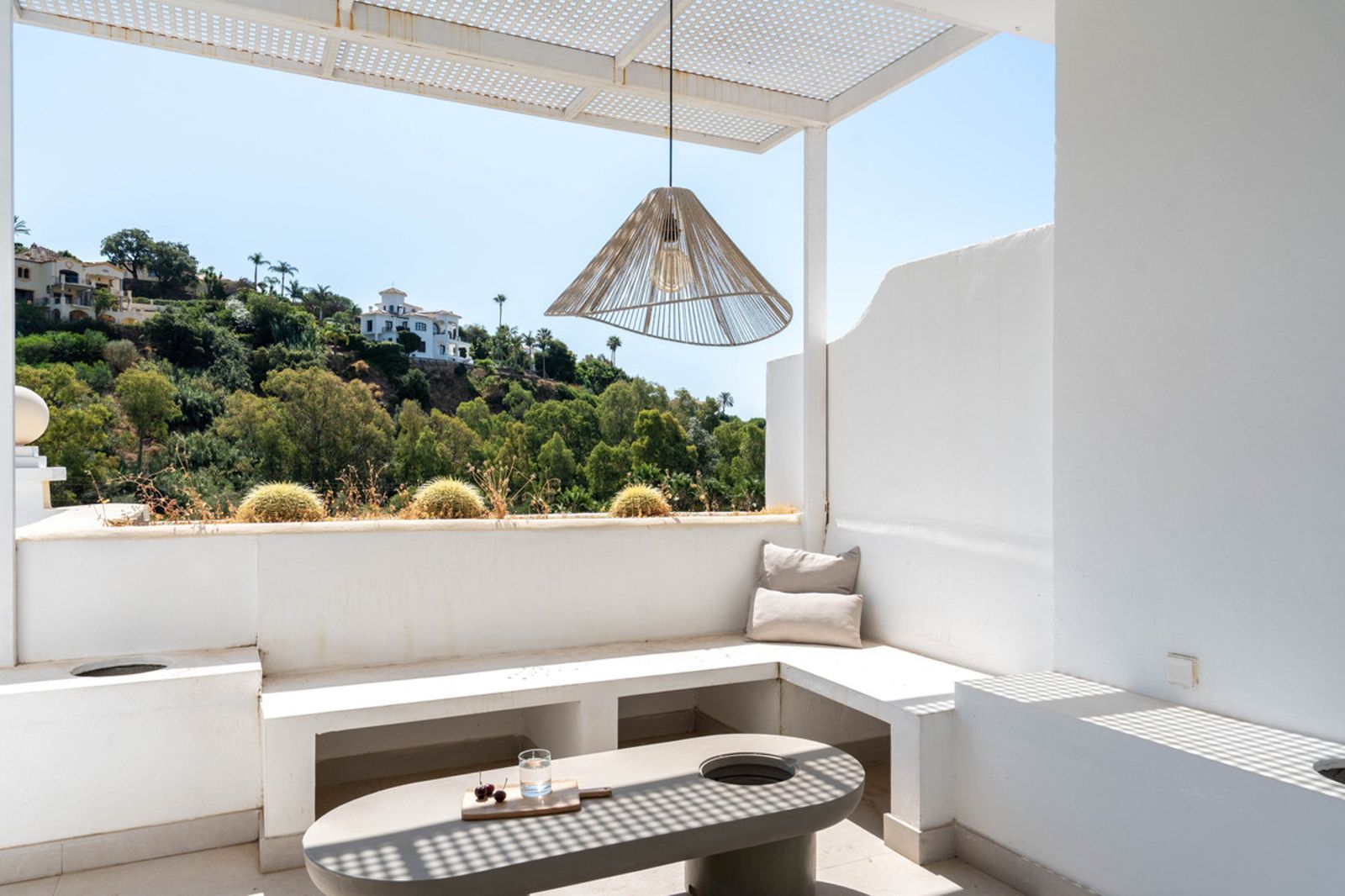 Middle Floor Apartment in Benahavís