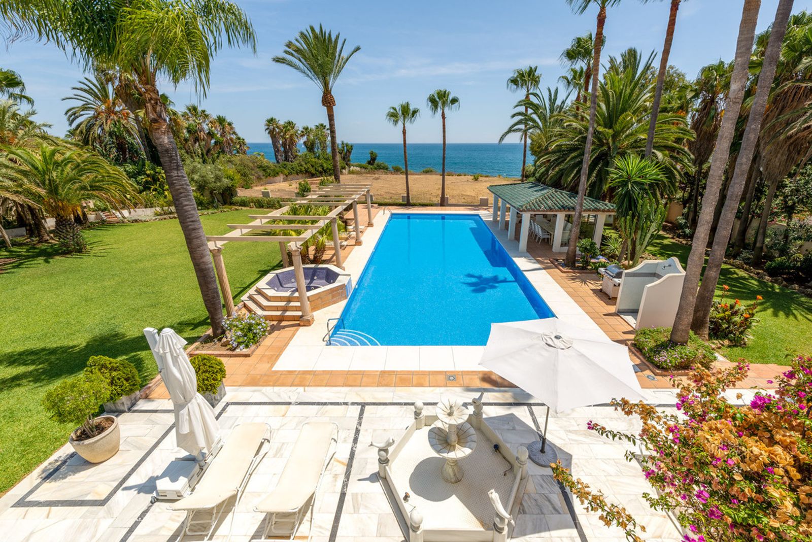 Detached Villa in Estepona