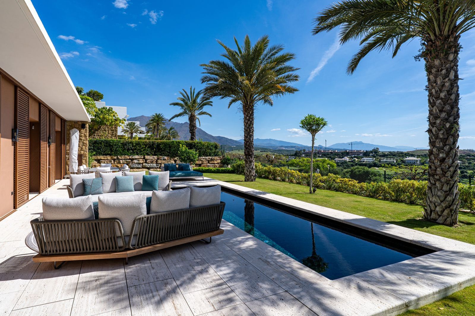 Ground Floor Apartment in Casares