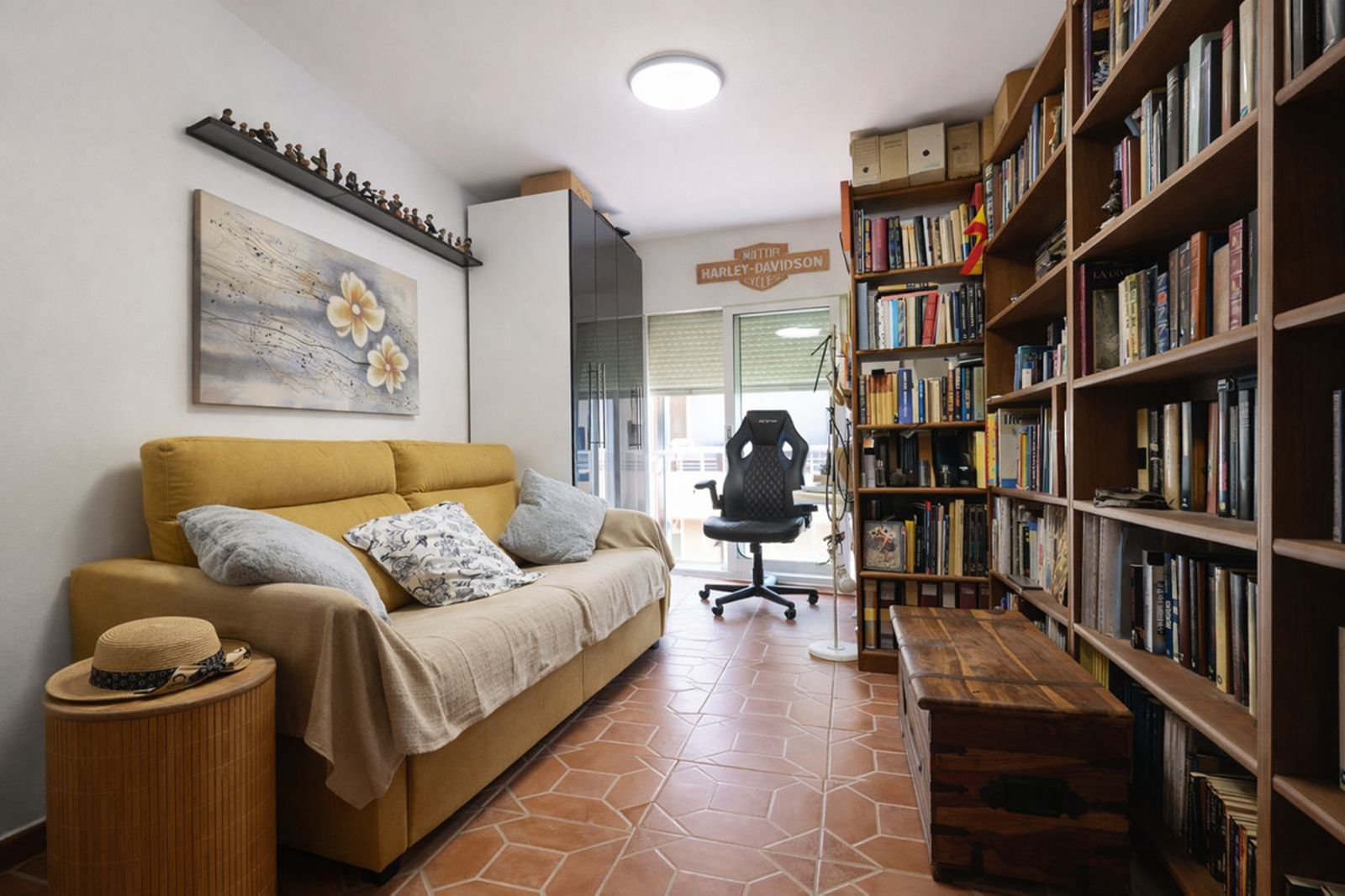 Middle Floor Apartment in Estepona
