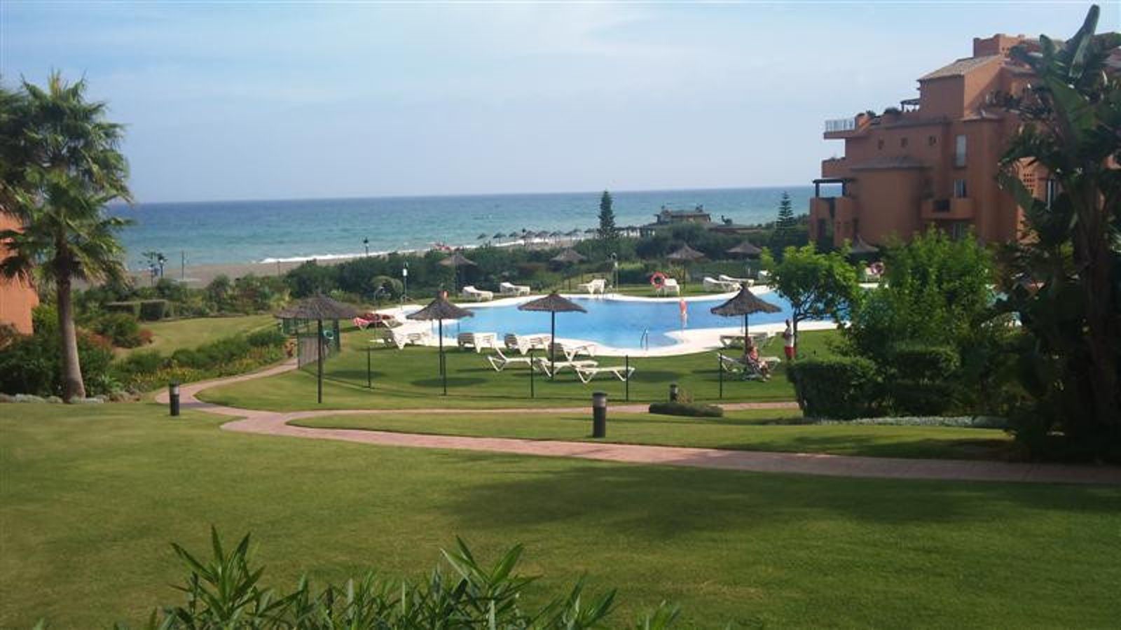 Ground Floor Apartment in La Duquesa