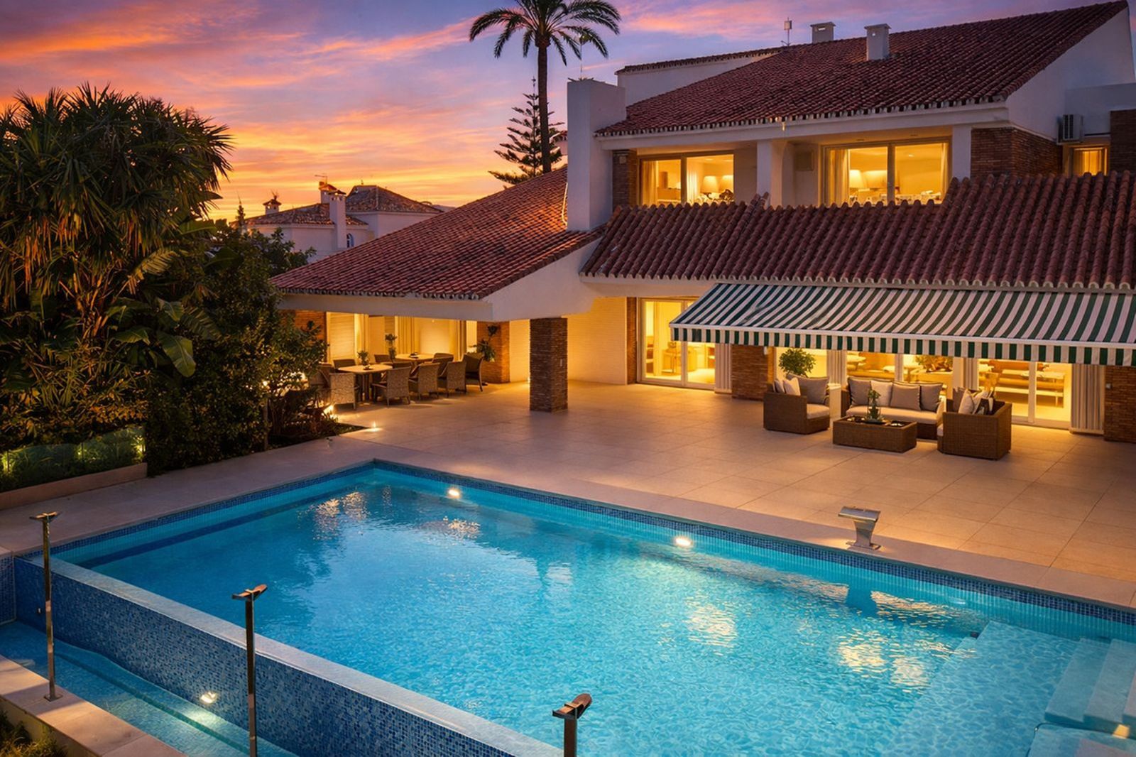 Detached Villa in Puerto Banús