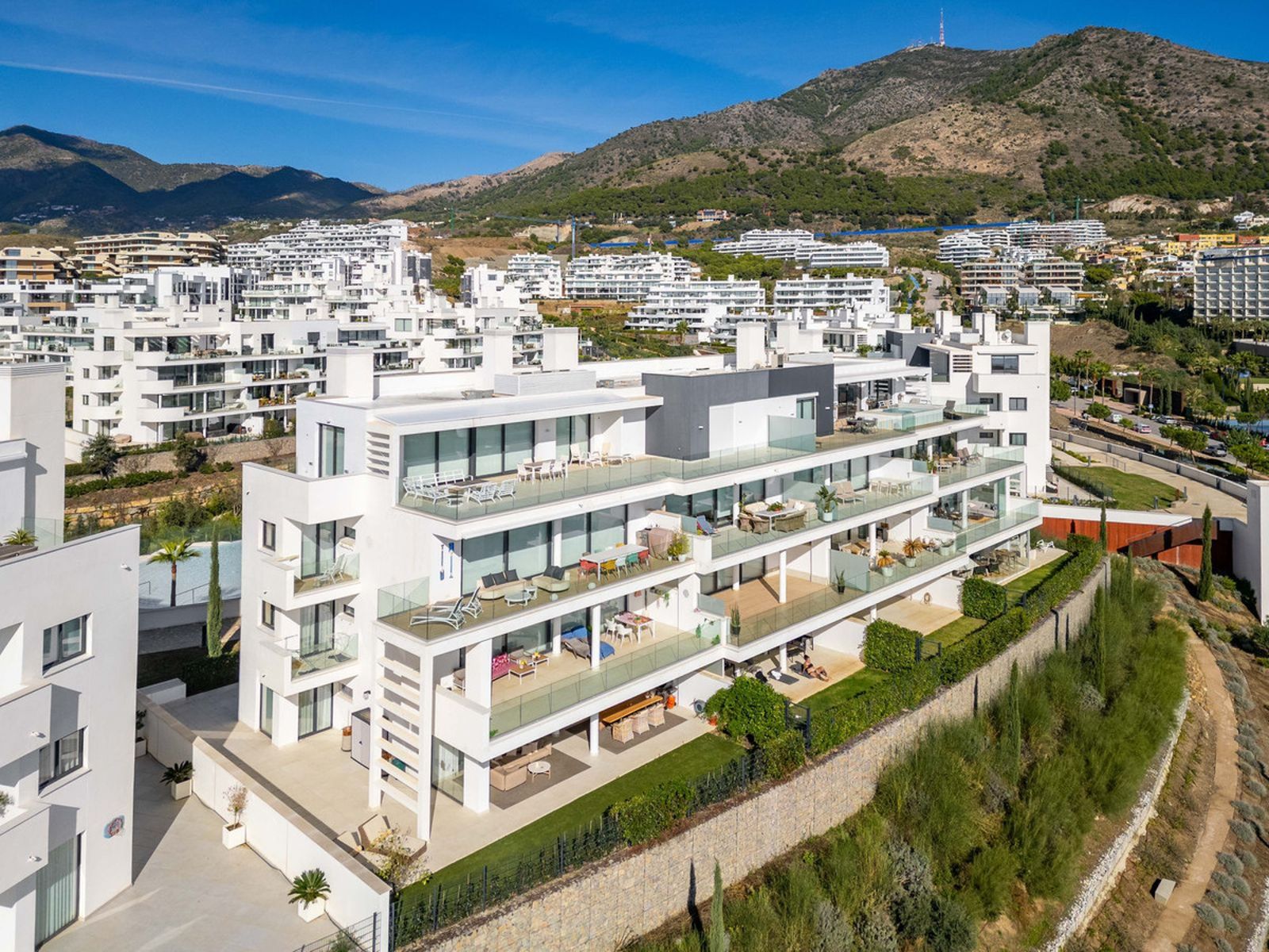 Ground Floor Apartment in Higueron