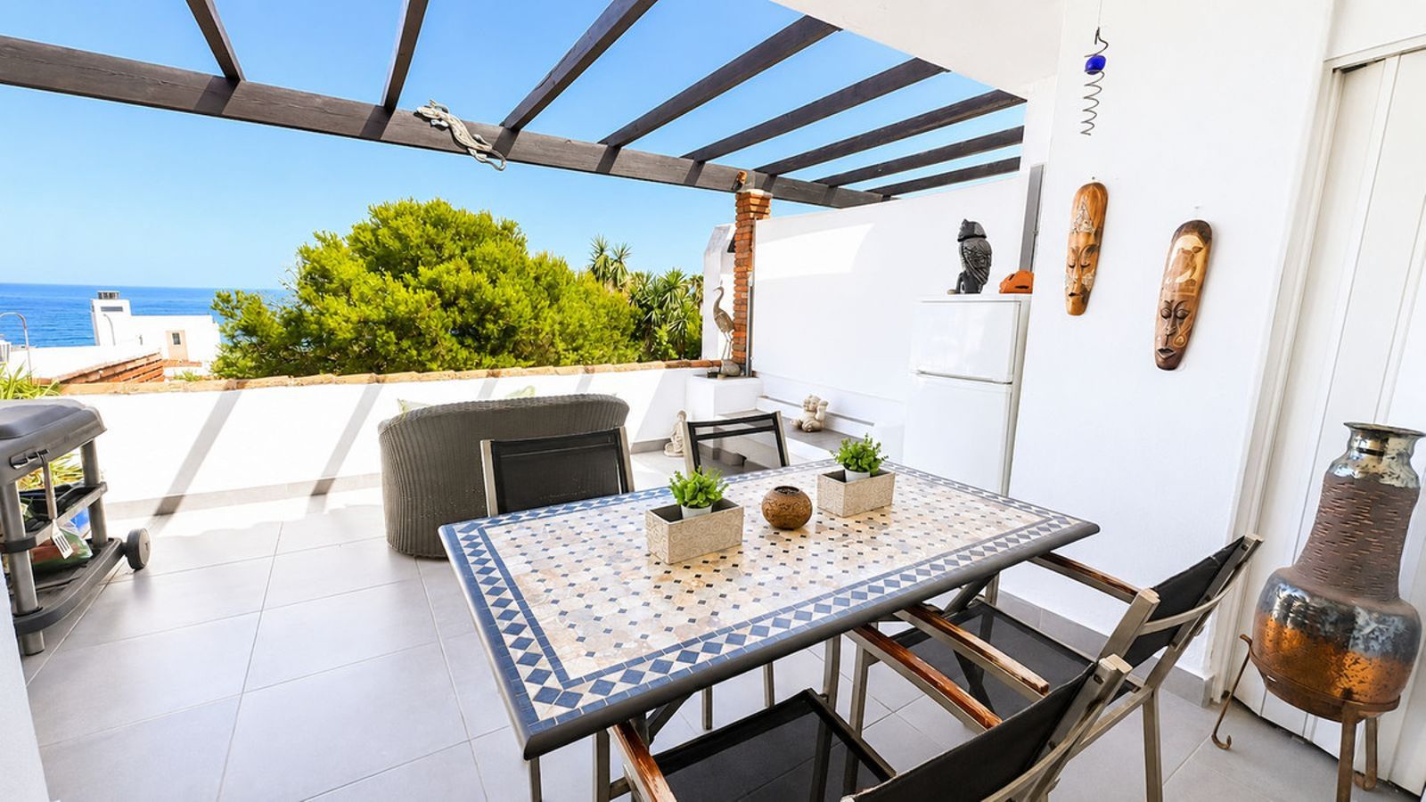 Middle Floor Apartment in Estepona