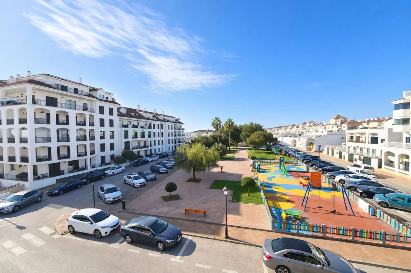 Middle Floor Apartment in La Duquesa