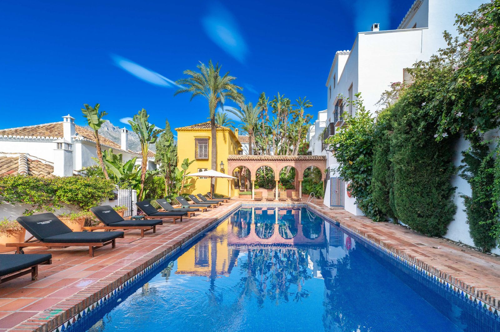 Townhouse in The Golden Mile