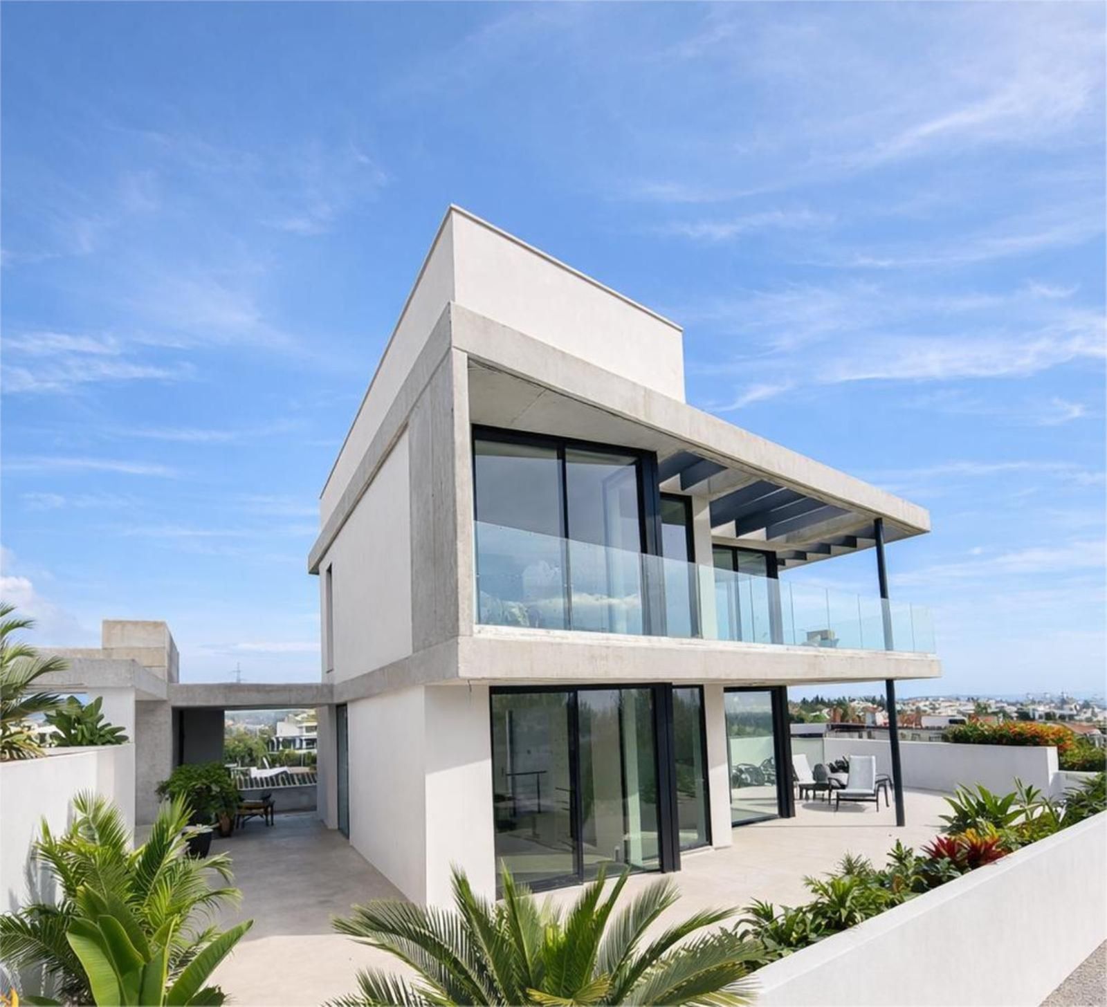 Detached Villa in Nueva Andalucía