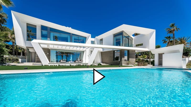 Detached Villa in Marbella