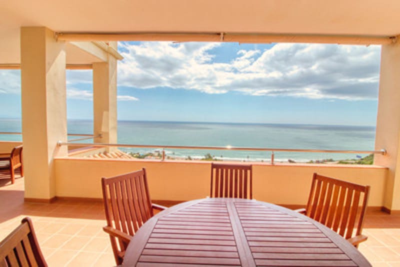 Middle Floor Apartment in Manilva