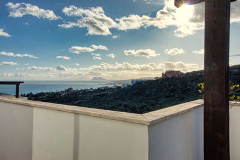 Top Floor Apartment in Manilva