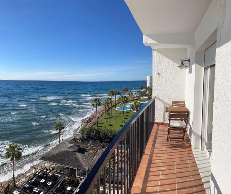 Middle Floor Apartment in Calahonda