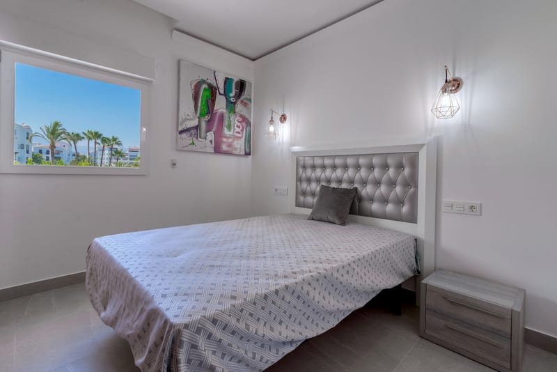 Middle Floor Apartment in Puerto Banús